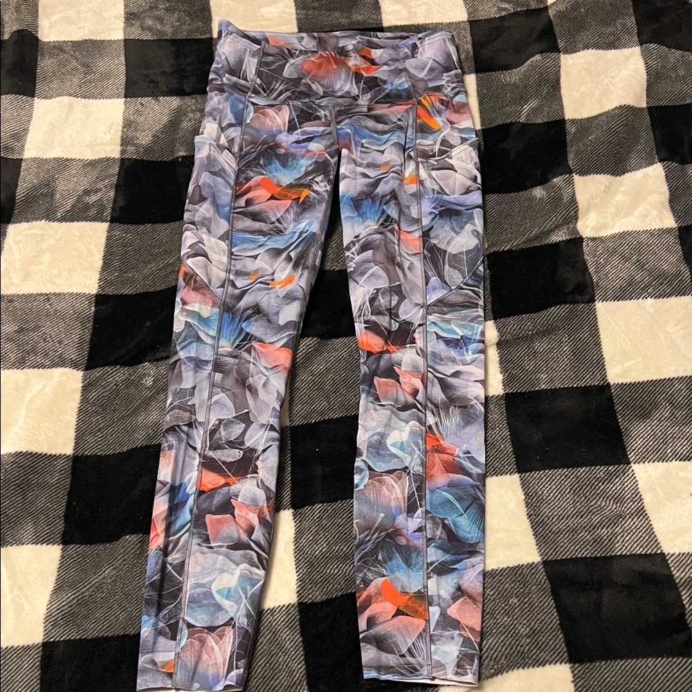Lululemon Fast & Free High-Rise Tight 25" 7 Pocket in Luminescent Floral Multi
